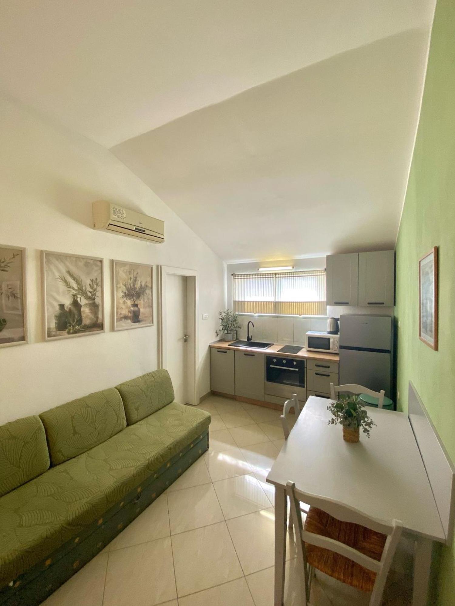 Apartments Maria 库克利卡 外观 照片